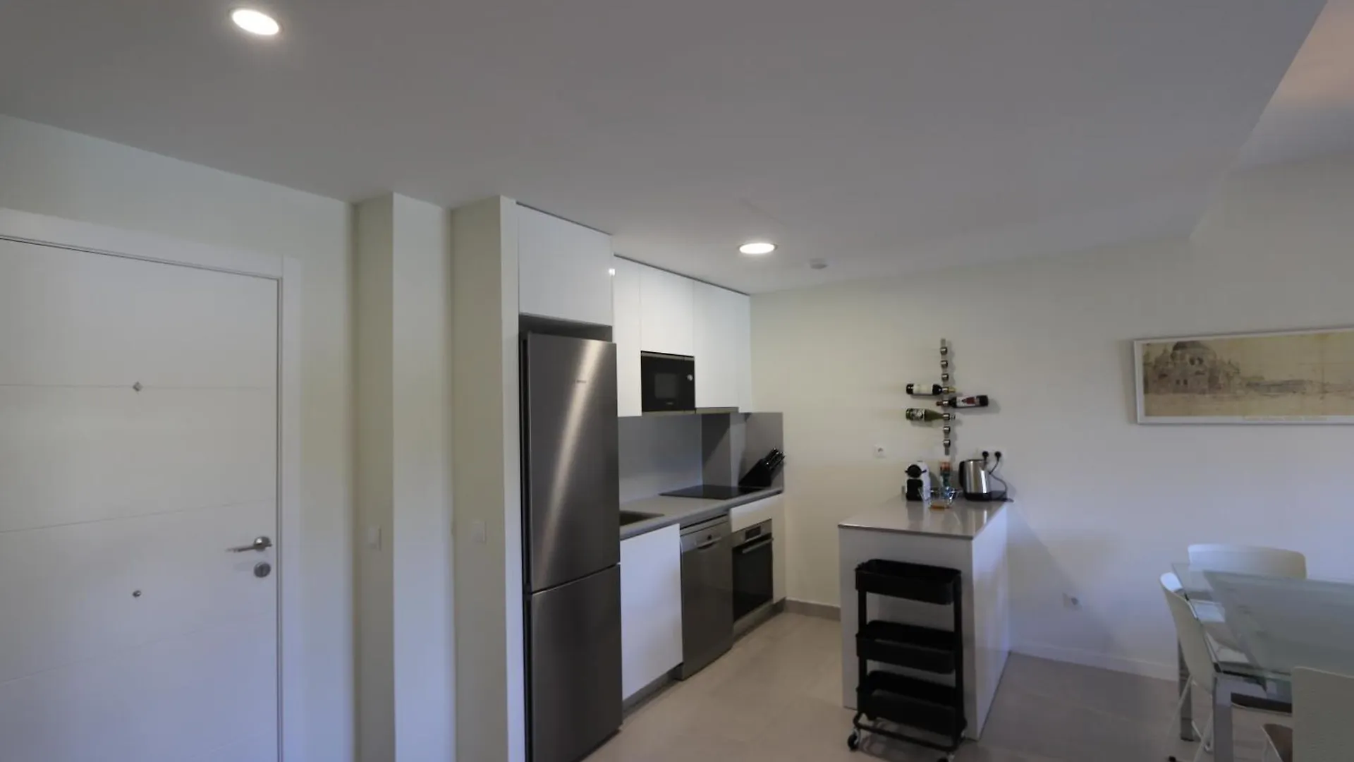 Sinatra Home Estepona Apartman